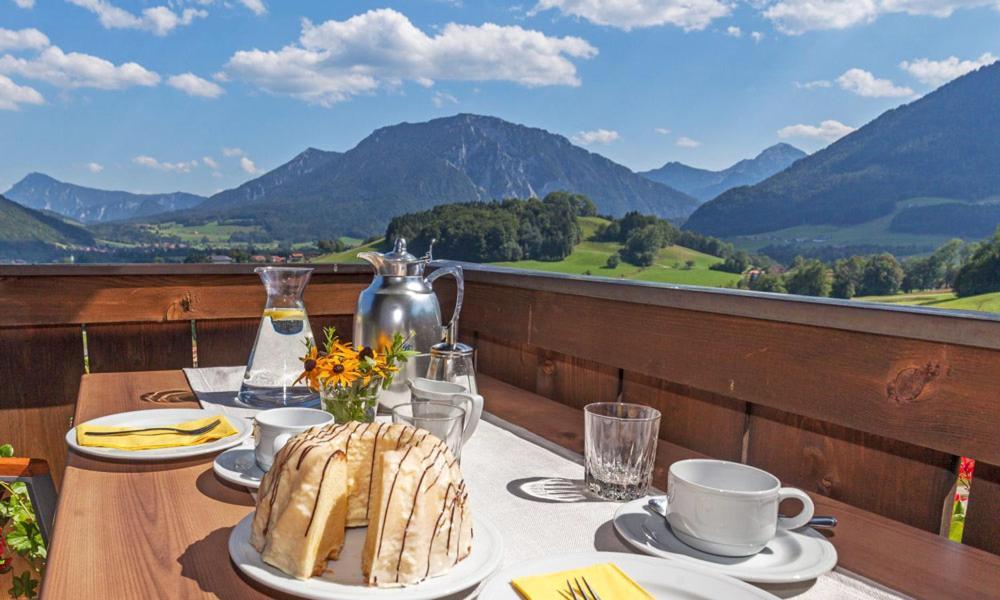 Steinberger Hof Inkl. Chiemgaukarte Hotel โรพอลดิง ภายนอก รูปภาพ