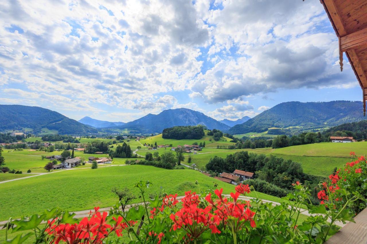 Steinberger Hof Inkl. Chiemgaukarte Hotel โรพอลดิง ภายนอก รูปภาพ