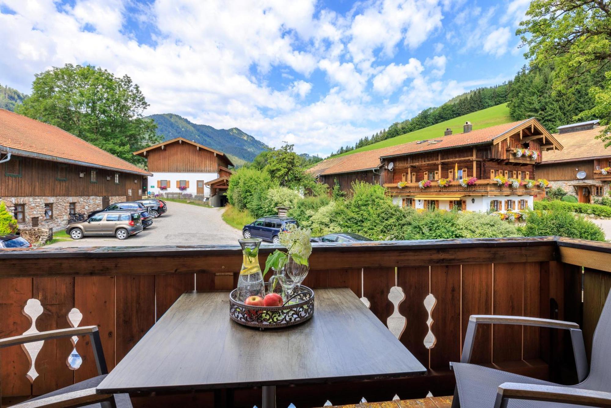 Steinberger Hof Inkl. Chiemgaukarte Hotel โรพอลดิง ภายนอก รูปภาพ